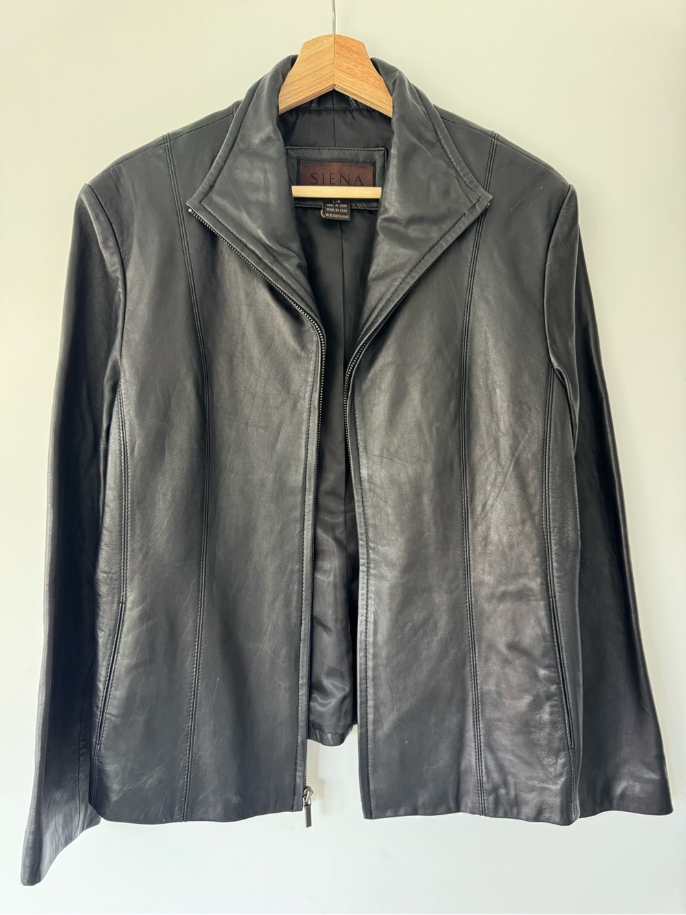 Women's Black Leather Zip-Front Jacket